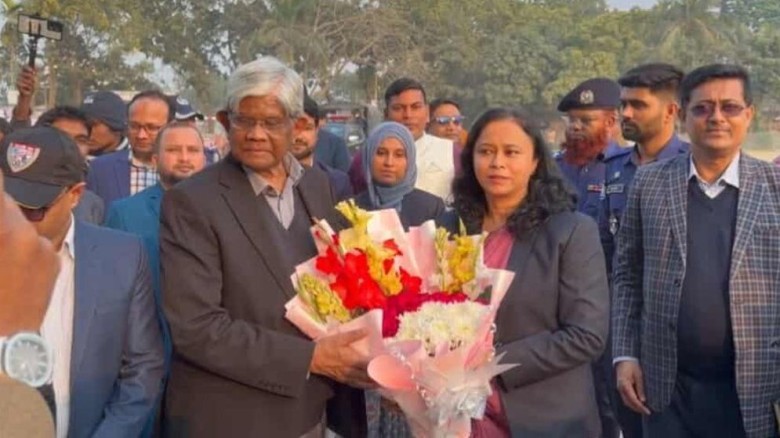 নতুন পে স্কেল দ্রুত বাস্তবায়নের আভাস অর্থ উপদেষ্টার